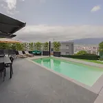 House With Pool And Panoramic View Of Сasa de vacaciones