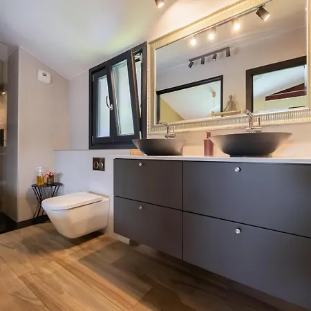 Vakantiehuis House With Pool And Panoramic View Of Bilbao