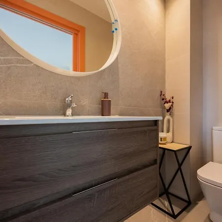 Con Piscina Climatizada Y Vistas A Holiday home Bilbao
