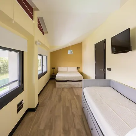 Con Piscina Climatizada Y Vistas A Holiday home