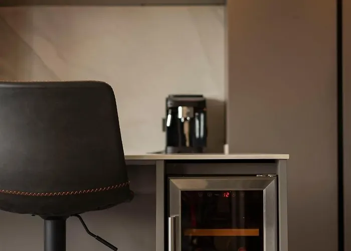 House With Pool And Panoramic View Of