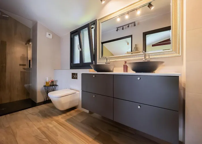 Dom wakacyjny House With Pool And Panoramic View Of Bilbao