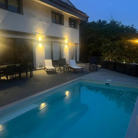 House With Pool And Panoramic View Of Vakantiehuis *