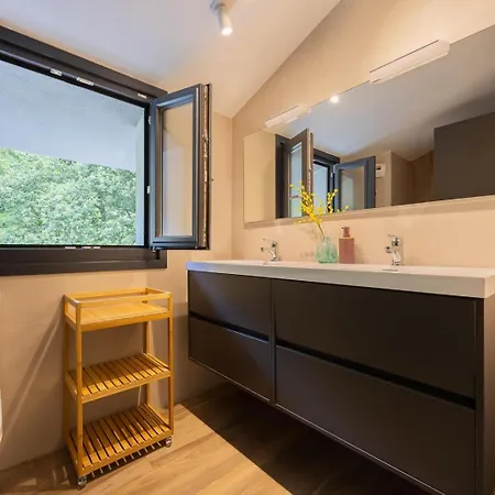 House With Pool And Panoramic View Of